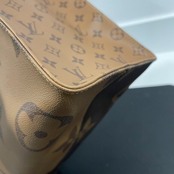 Louis Vuitton Monogram Reverse On The Go GM Shoulder Tote (127664-2) - Picture 5 of 15